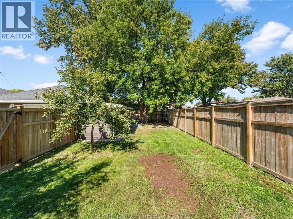 230 Caruhel, Lakeshore, Ontario  N0R 1A0 - Photo 38 - 26026001