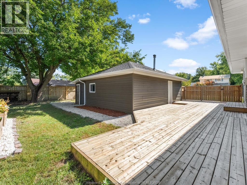 230 Caruhel, Lakeshore, Ontario  N0R 1A0 - Photo 35 - 26026001