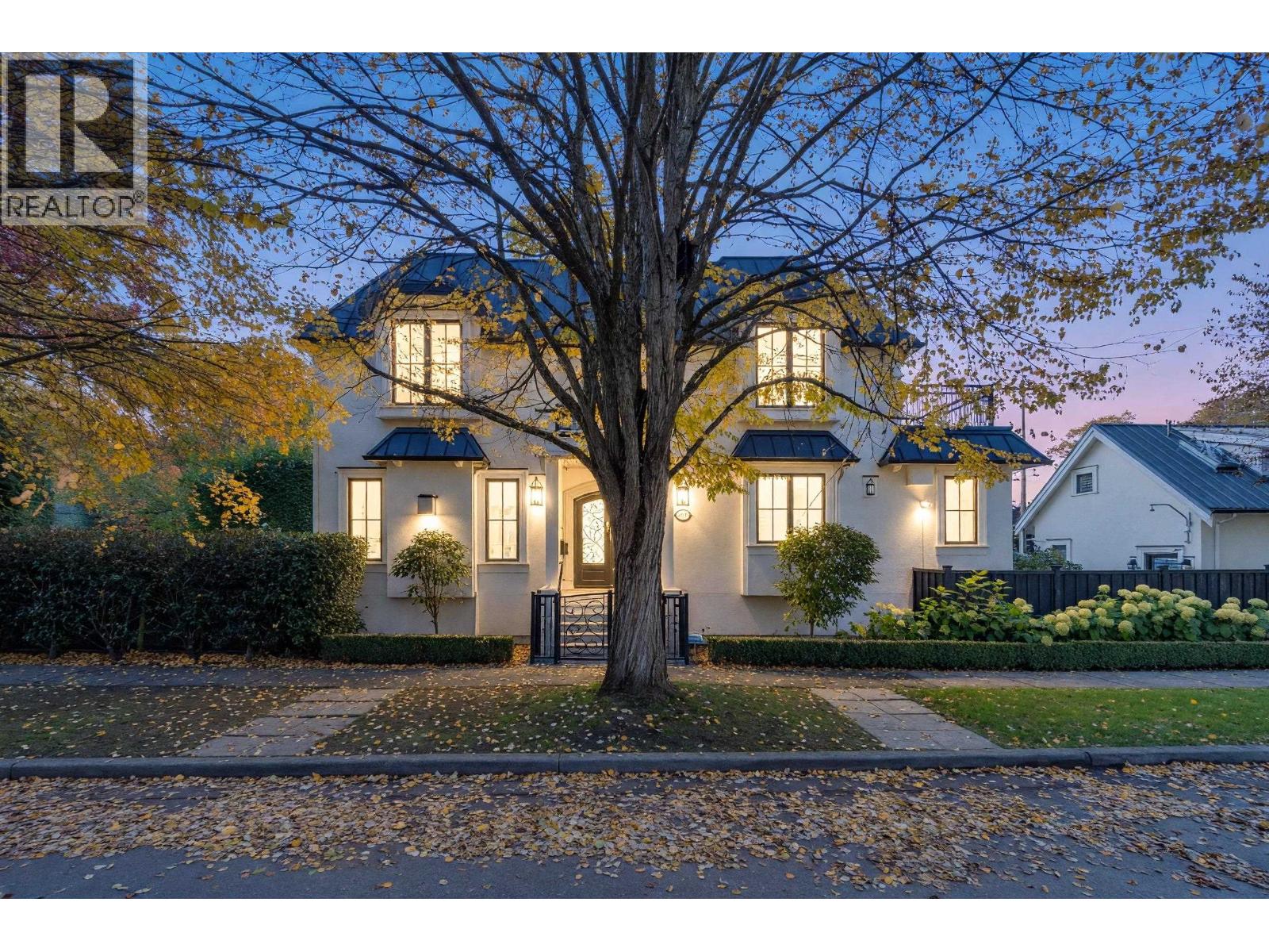 2875 TRIMBLE STREET, Vancouver, British Columbia