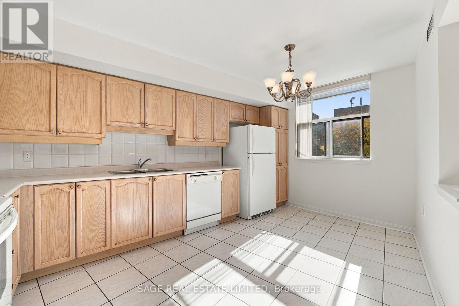 309 - 2502 Rutherford Road, Vaughan, Ontario  L4K 5N6 - Photo 9 - N14106596