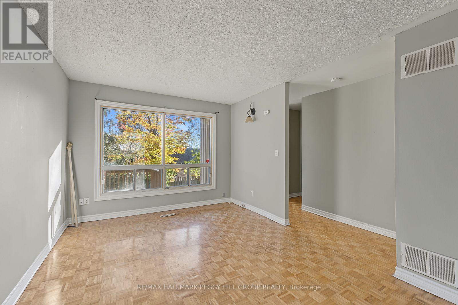 26 - 275 Blake Street, Barrie (North Shore), Ontario  L4M 1K7 - Photo 3 - S14106468