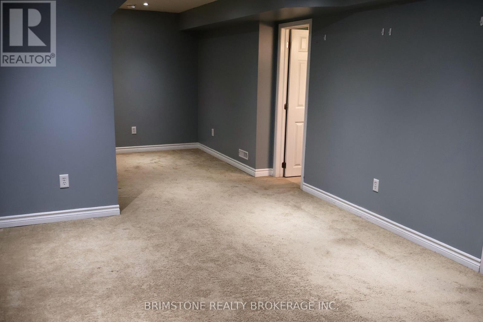 204 Pickett Crescent, Barrie (Painswick North), Ontario  L4N 8B1 - Photo 12 - S14106604