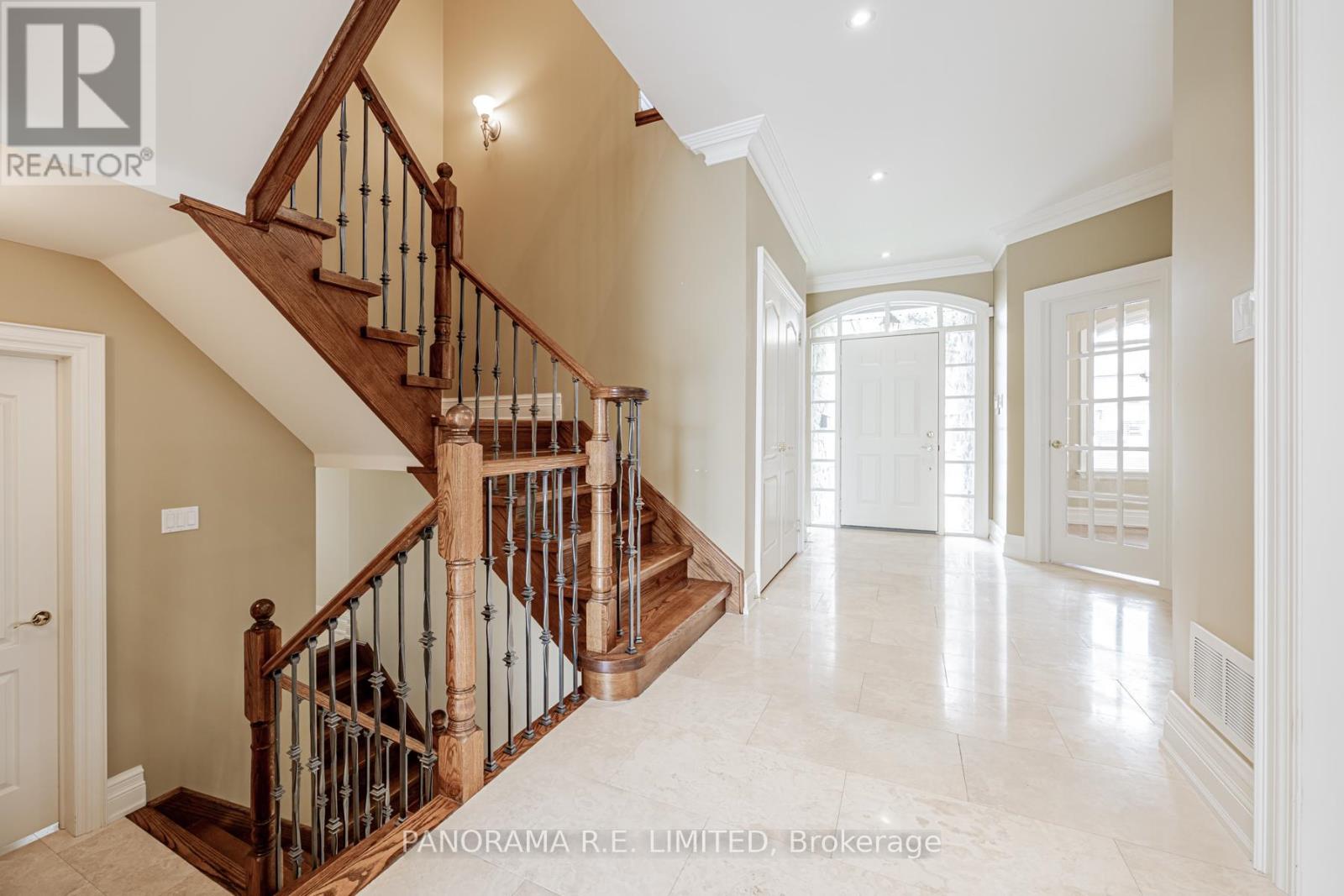 51 Mattice Avenue, Toronto (Islington-City Centre West), Ontario  M9B 1T1 - Photo 3 - W14106314
