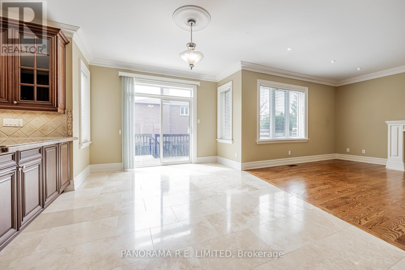 51 Mattice Avenue, Toronto (Islington-City Centre West), Ontario  M9B 1T1 - Photo 4 - W14106314