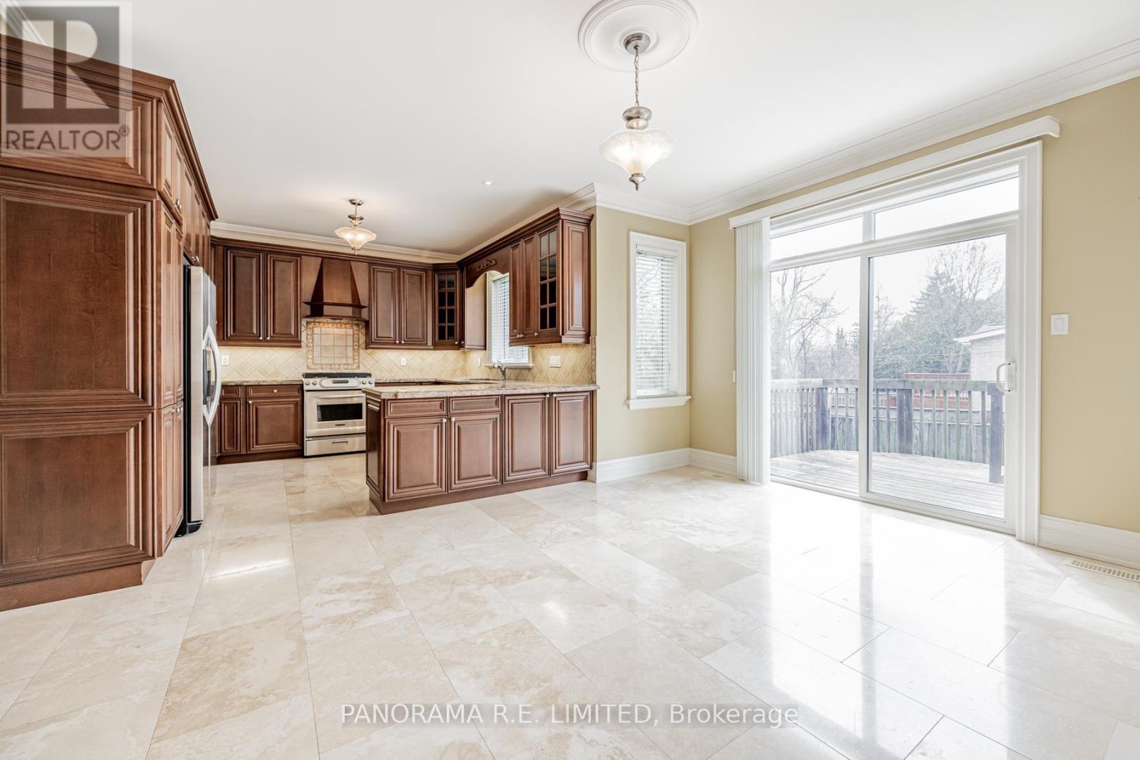 51 Mattice Avenue, Toronto (Islington-City Centre West), Ontario  M9B 1T1 - Photo 9 - W14106314