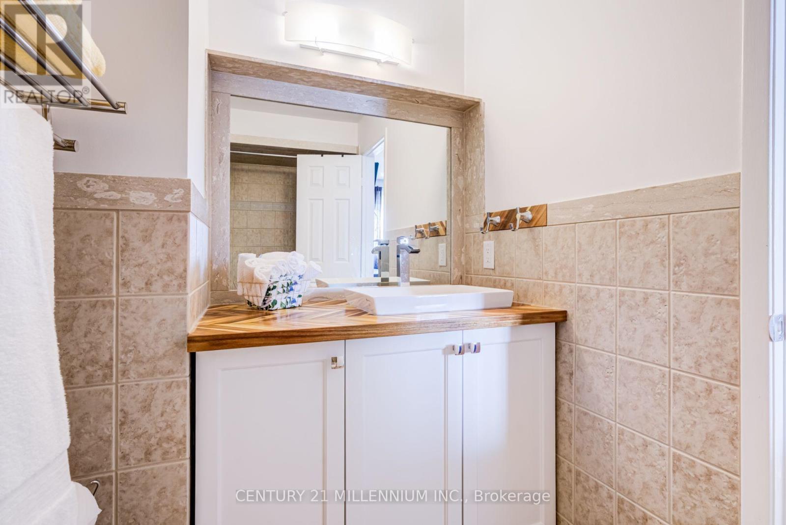 202 Bufford Drive, Brampton (Brampton South), Ontario  L6Y 3N3 - Photo 29 - W14106406