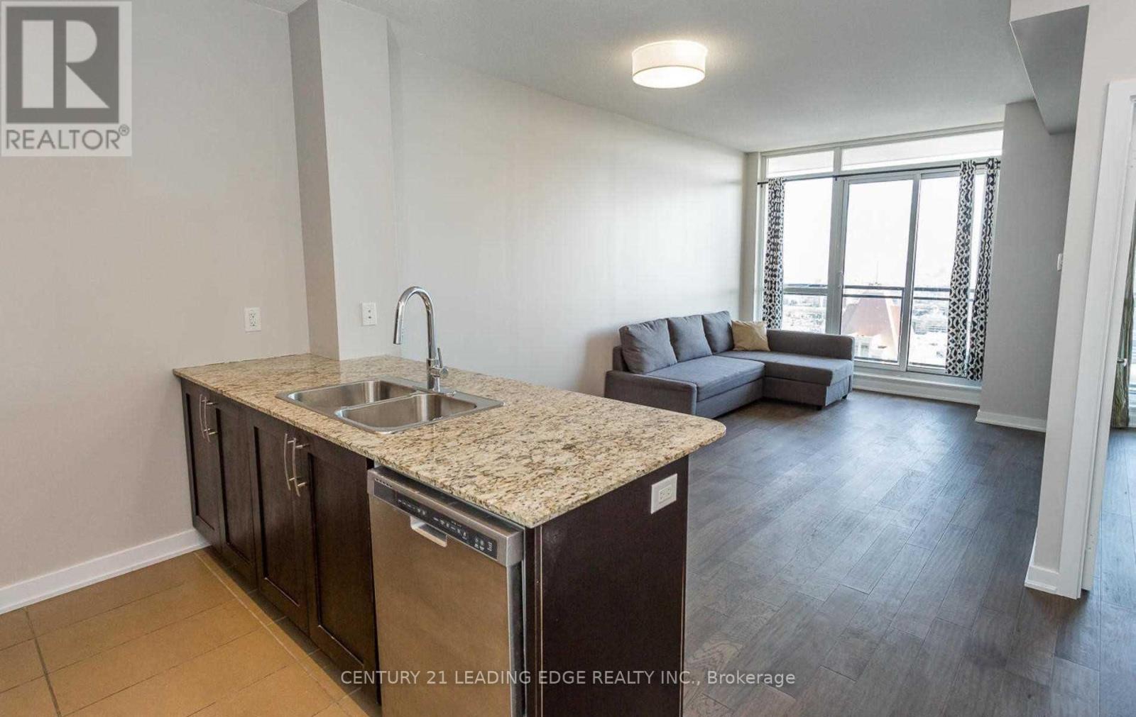 4001 - 4070 Confederation Parkway, Mississauga (City Centre), Ontario  L5B 0E9 - Photo 3 - W14106408