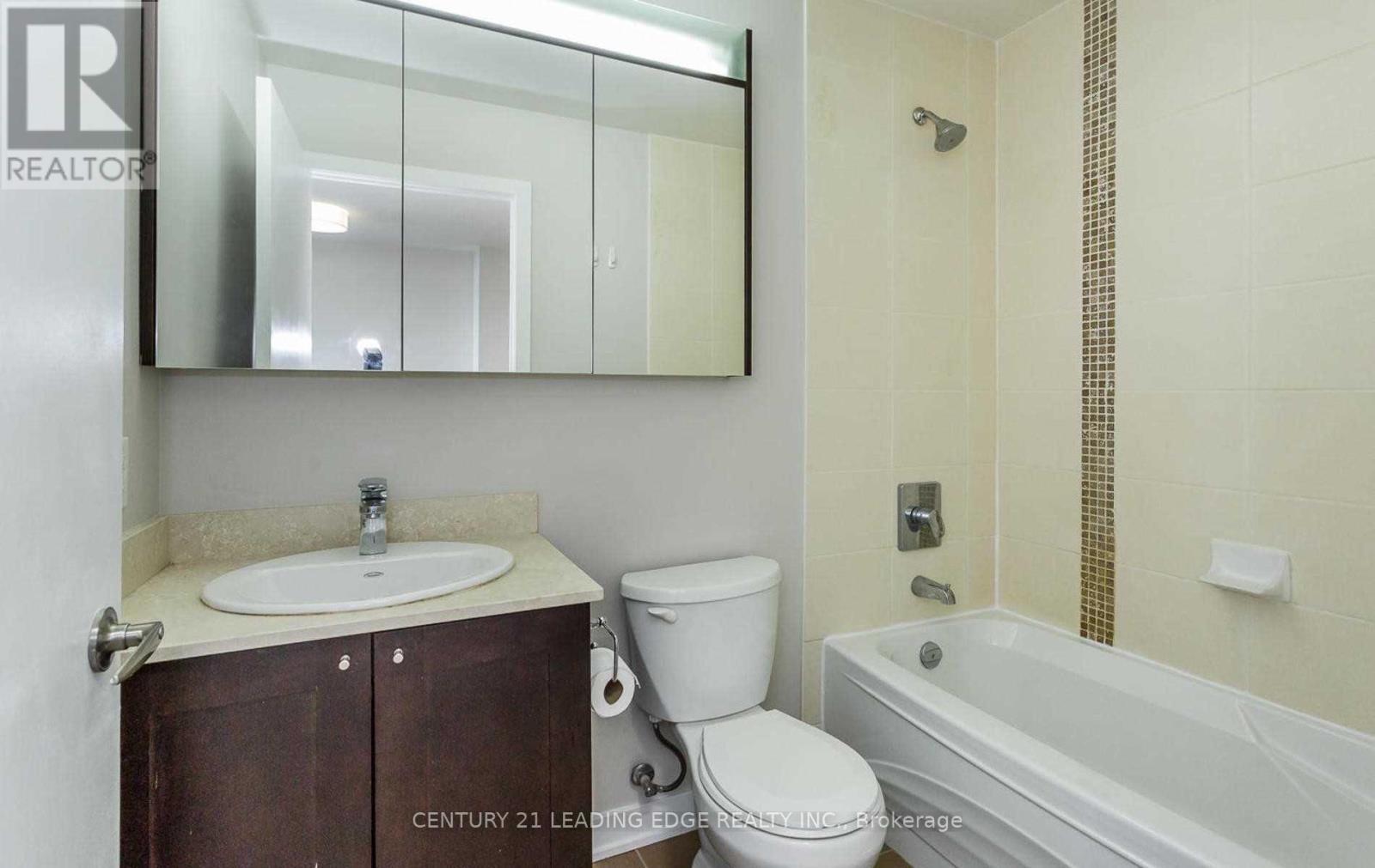 4001 - 4070 Confederation Parkway, Mississauga (City Centre), Ontario  L5B 0E9 - Photo 6 - W14106408