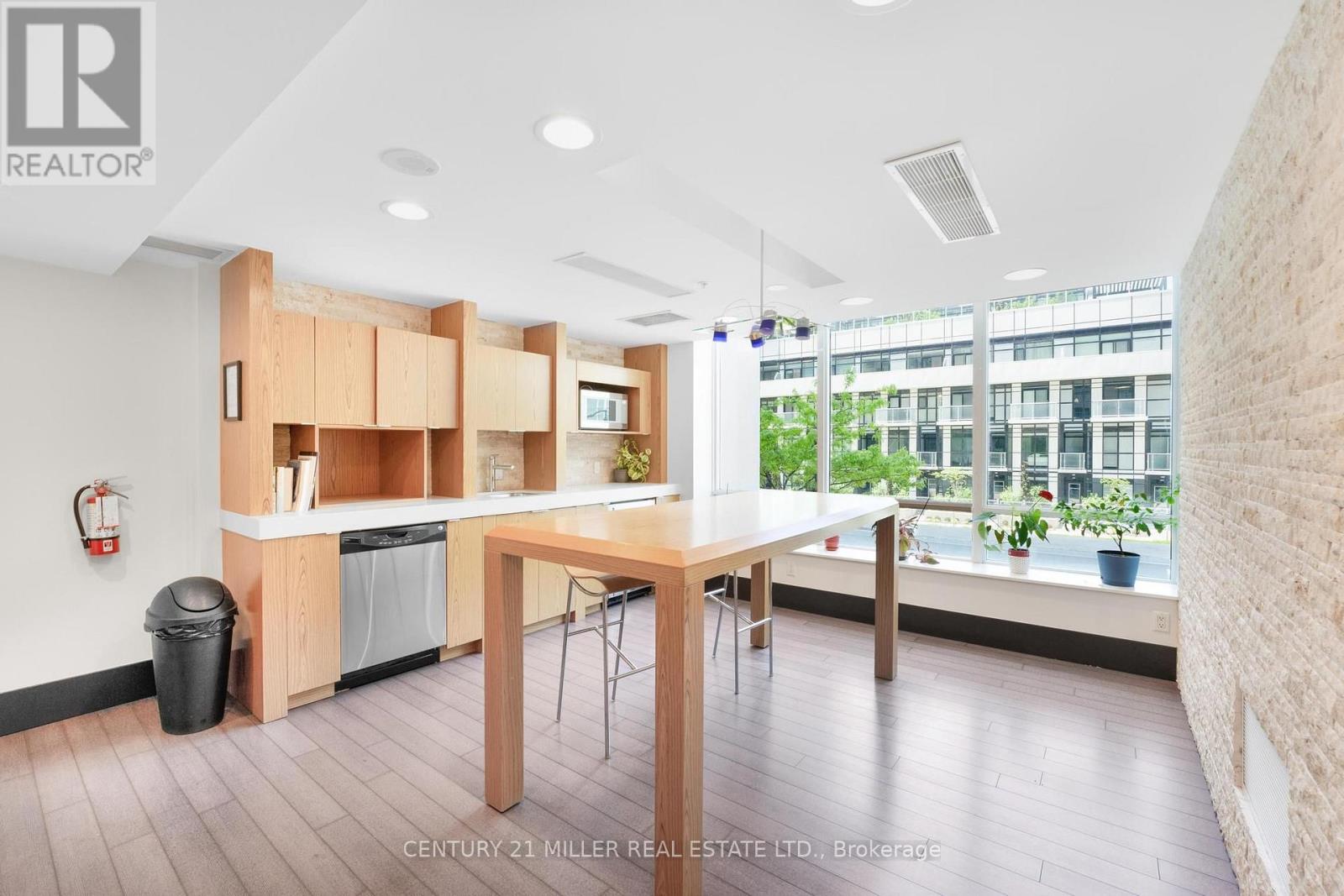 1503 - 155 Legion Road N, Toronto (Mimico), Ontario  M8Y 0A7 - Photo 31 - W14106410