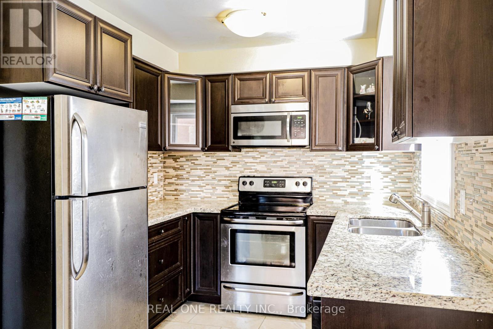 3331 DOVETAIL MEWS