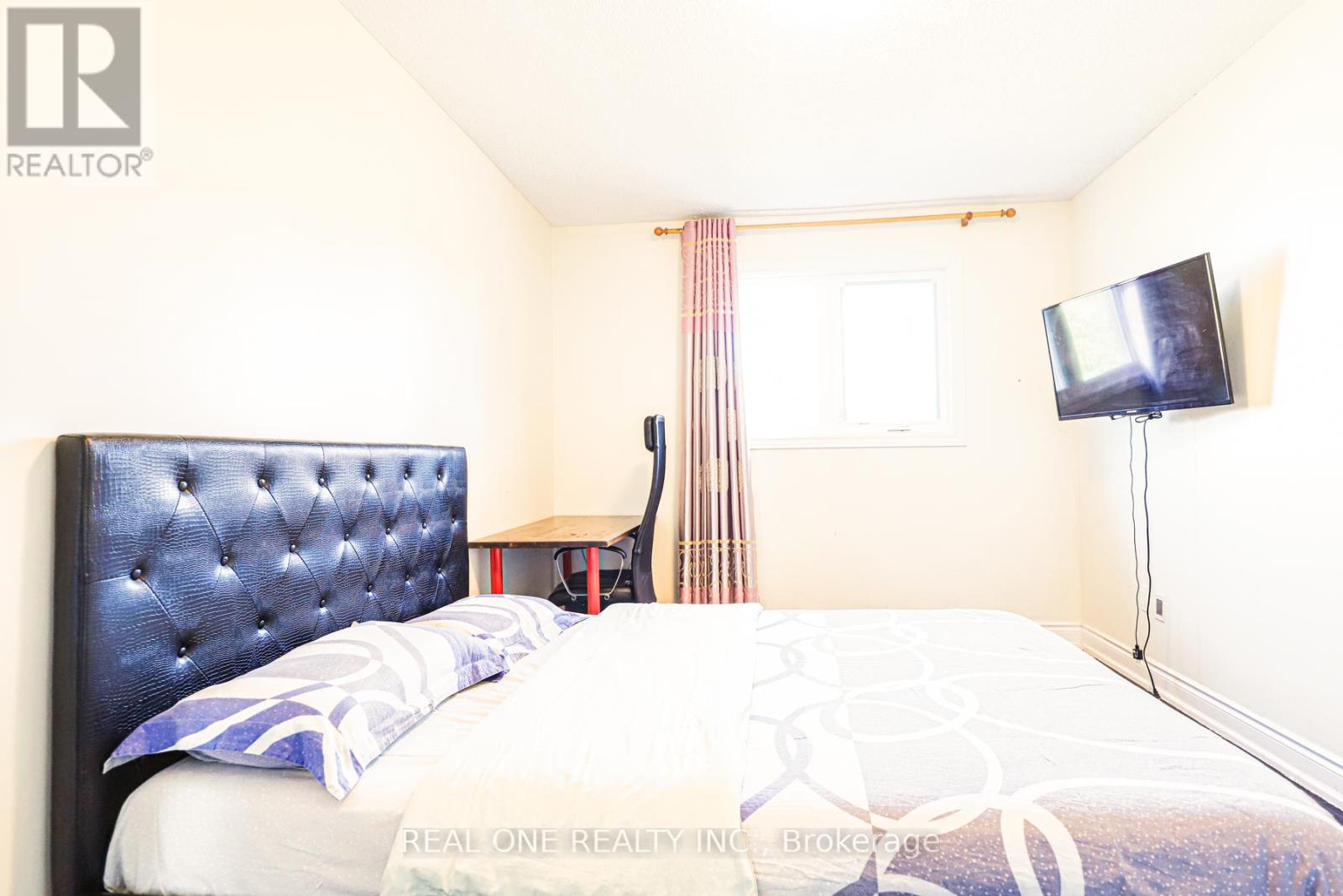 3331 Dovetail Mews, Mississauga, Ontario  L5L 5E9 - Photo 11 - W14106432
