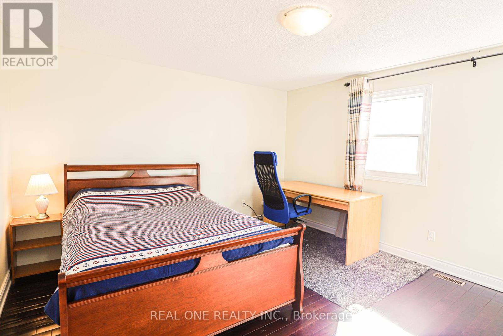 3331 Dovetail Mews, Mississauga, Ontario  L5L 5E9 - Photo 8 - W14106432