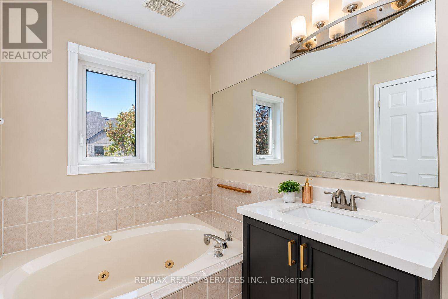 1857 Stevington Crescent, Mississauga (Meadowvale Village), Ontario  L5N 7S5 - Photo 22 - W14106452