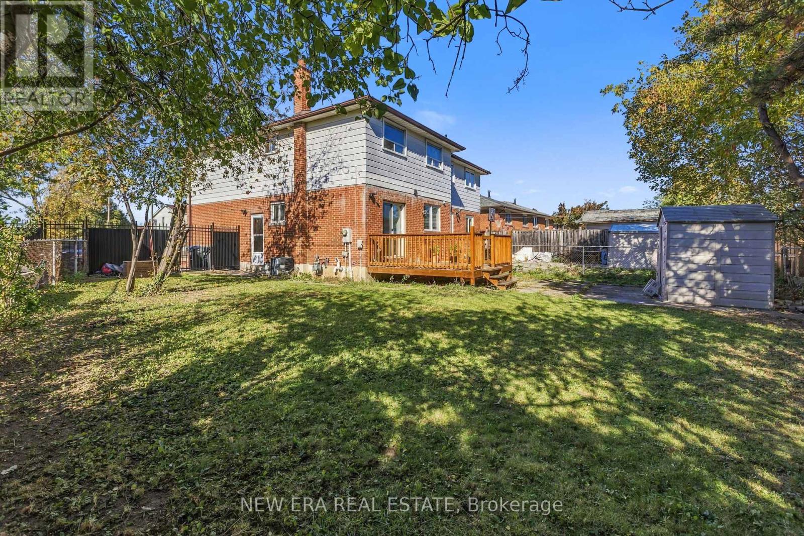 7306 Sills Road, Mississauga (Malton), Ontario  L4T 2K1 - Photo 14 - W14106496