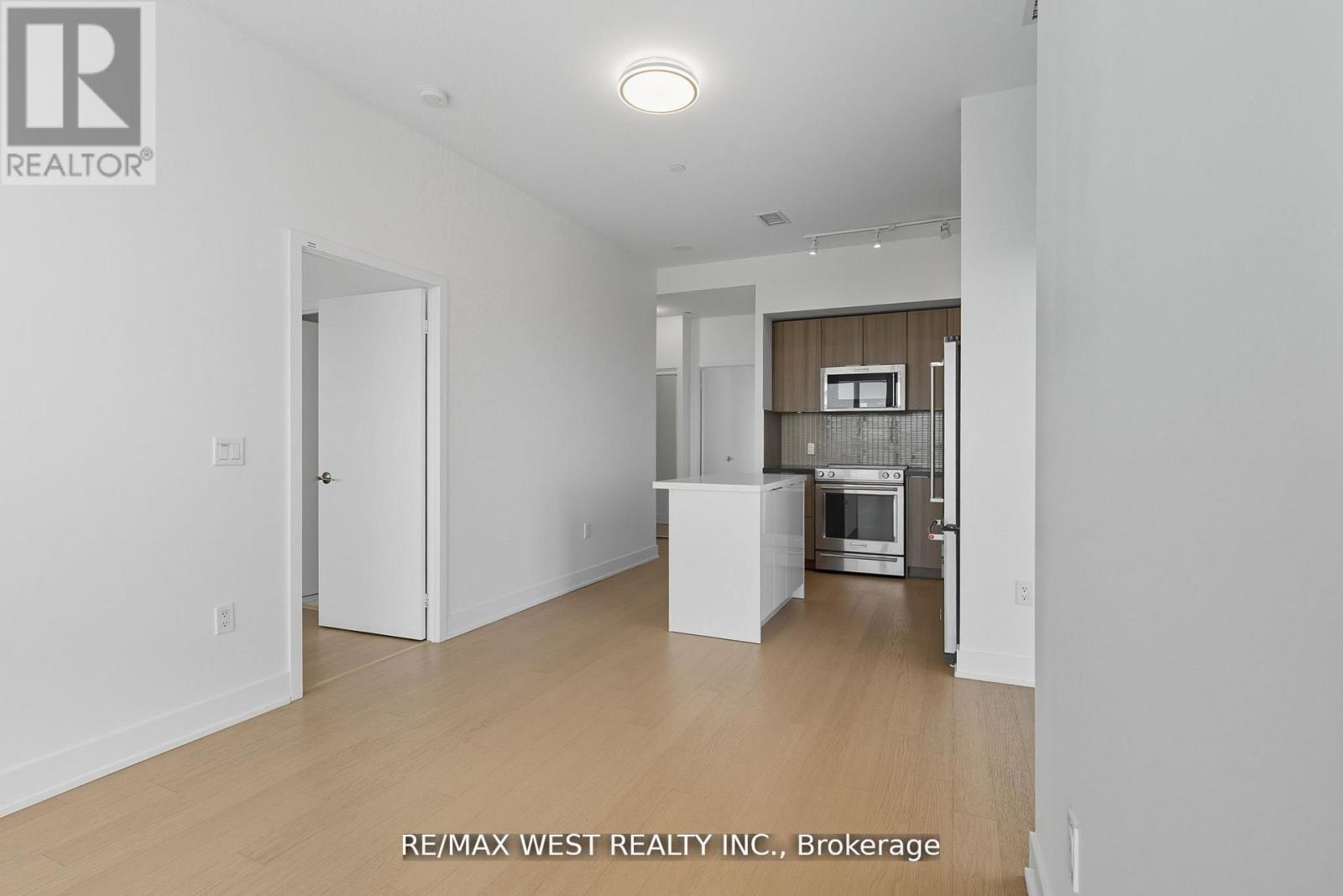 702 - 20 Shore Breeze Drive, Toronto (Mimico), Ontario  M8V 0C7 - Photo 13 - W14106534