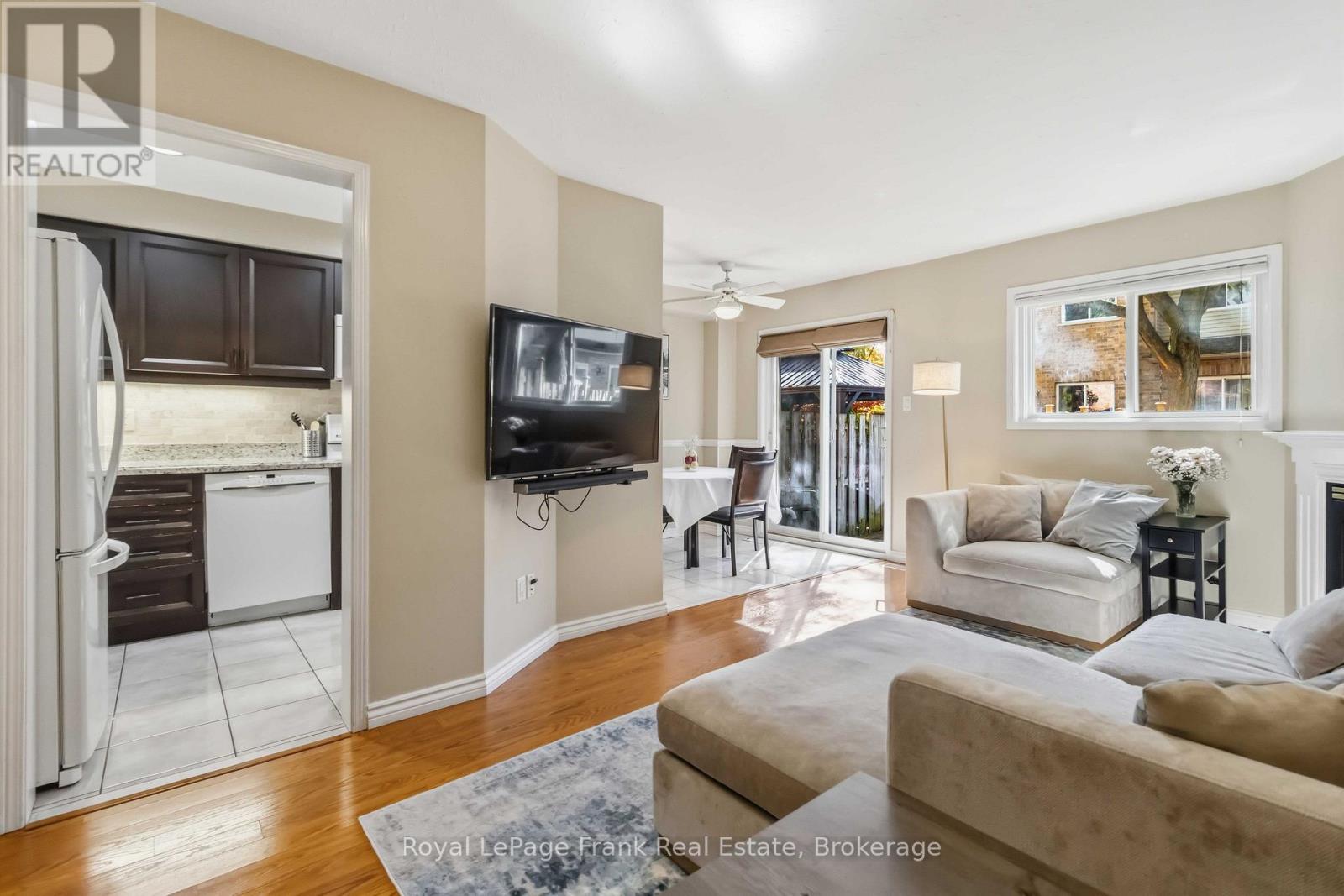 27 - 1385 Lakeshore Road W, Mississauga (Clarkson), Ontario  L5J 4T6 - Photo 6 - W14106614