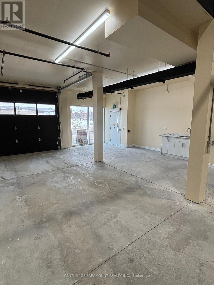 18 MAIN LEVEL - 587 HANLON CREEK BOULEVARD, Guelph, Ontario