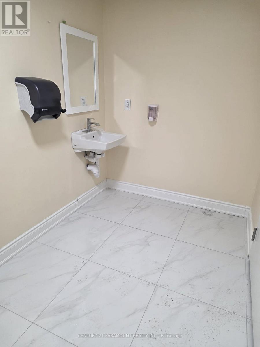 18 Main Level - 587 Hanlon Creek Boulevard, Guelph, Ontario N1C 0A1 - Photo 10 - X14106414