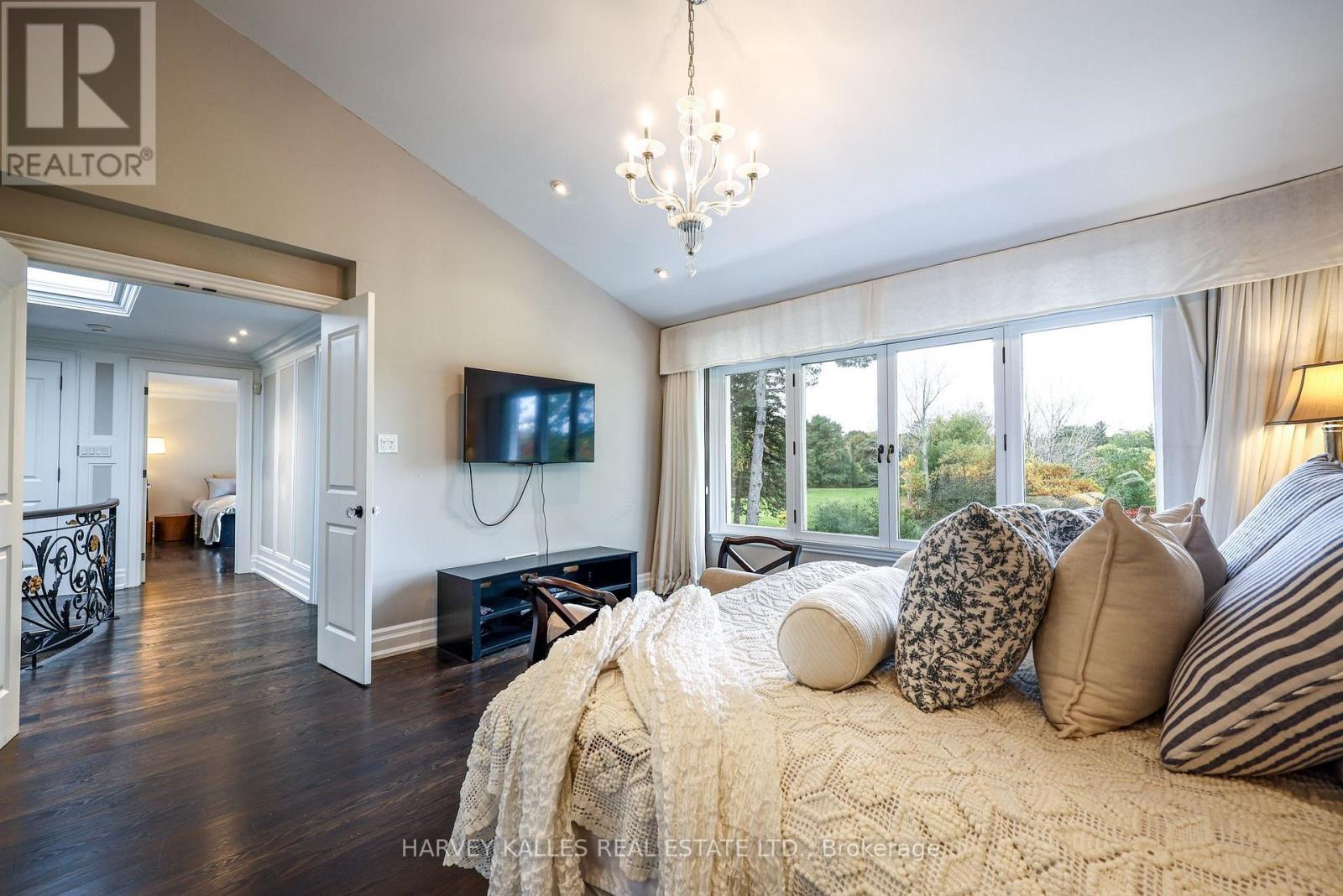6 Penwood Crescent, Toronto, Ontario  M3B 2B9 - Photo 17 - C14093382