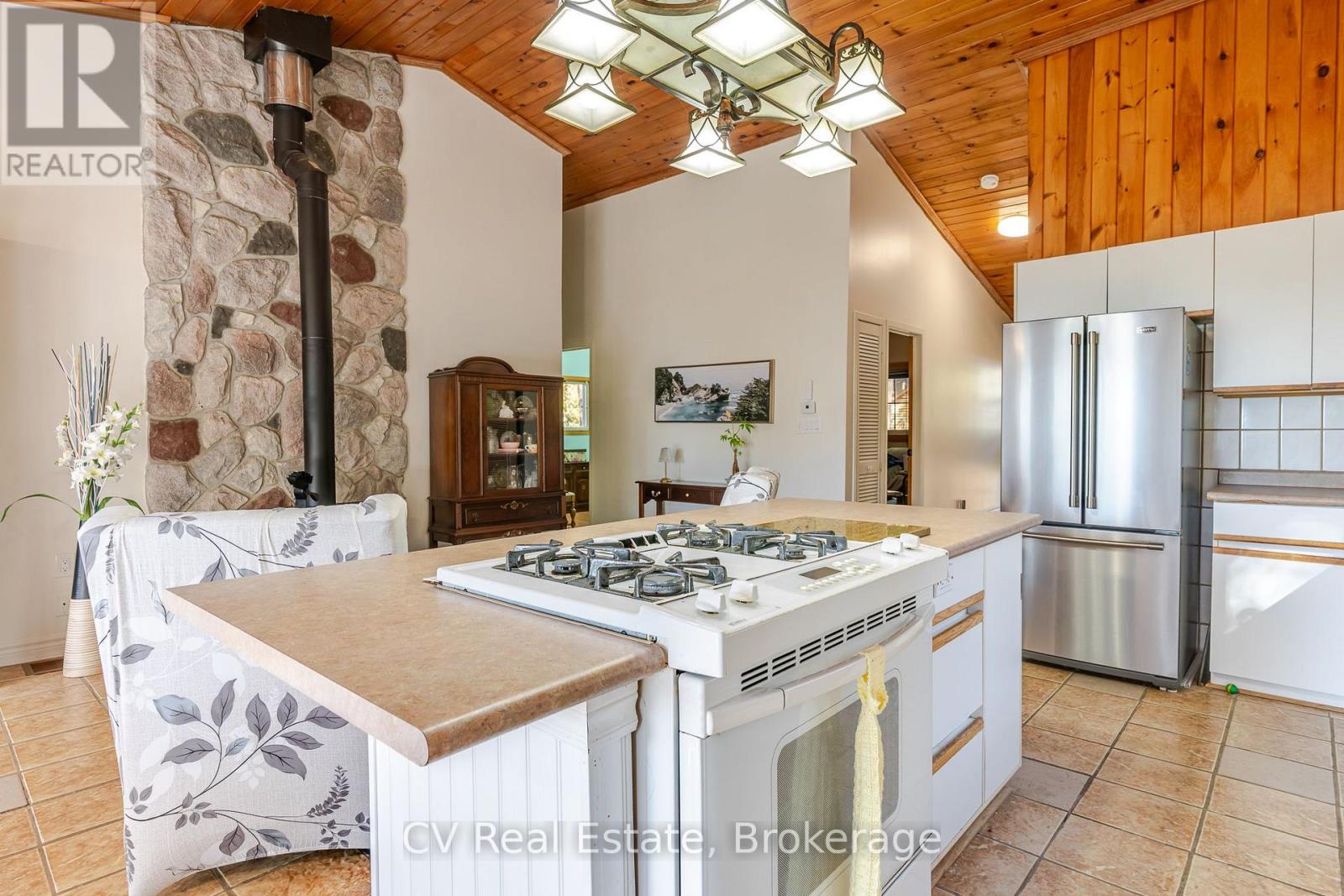 64 Wahnekewening Drive, Tiny, Ontario  L0L 2J0 - Photo 24 - S13788876