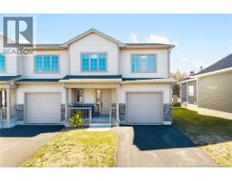2 Huntingdon Circle, Fredericton, New Brunswick