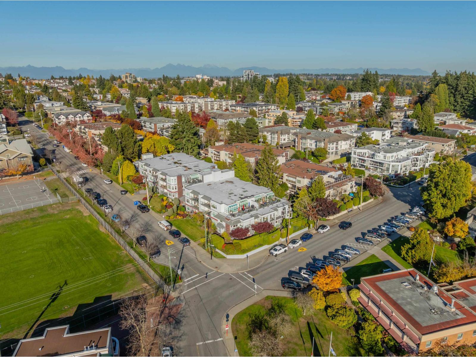 306 1220 Fir Street, White Rock, British Columbia  V4B 4B1 - Photo 34 - R3177410