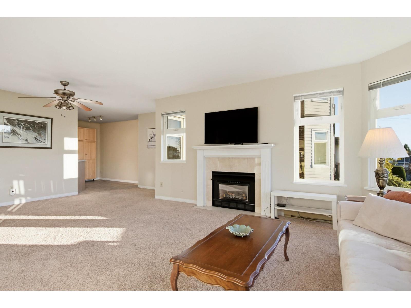 306 1220 Fir Street, White Rock, British Columbia  V4B 4B1 - Photo 10 - R3177410