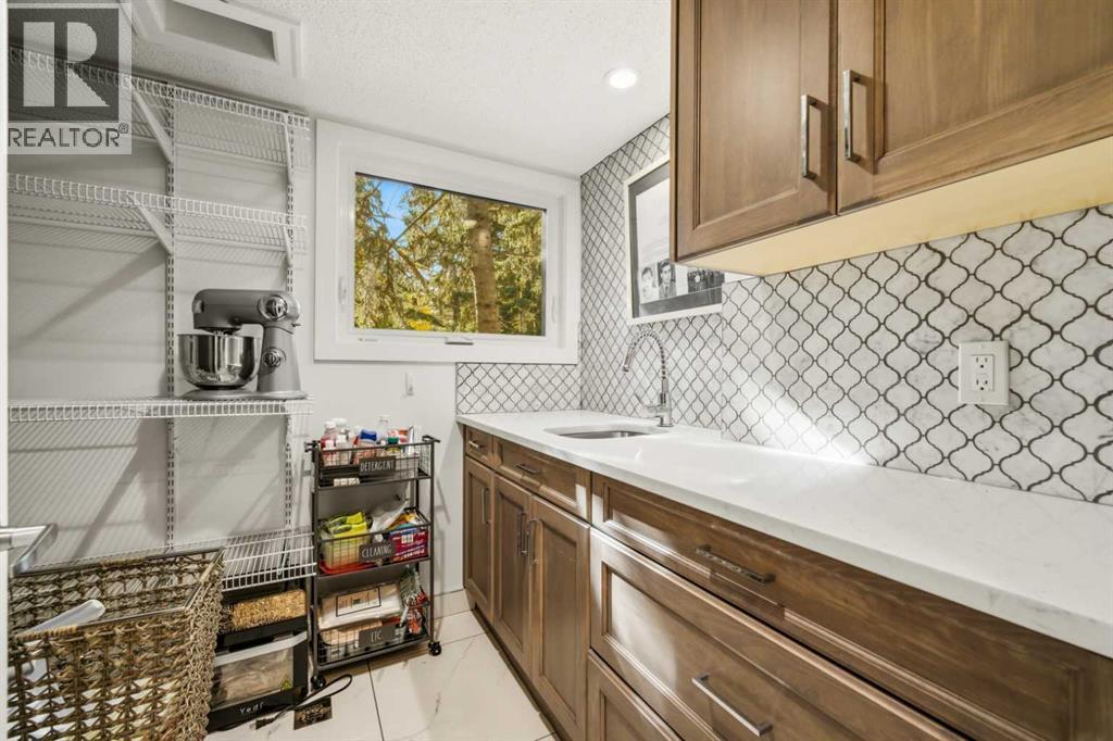 340 Pump Hill Gardens SW, Calgary, Alberta  T2V 4M7 - Photo 16 - A2352285