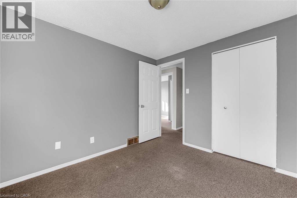 16 Crystal Court, Cambridge, Ontario  N1R 7T2 - Photo 17 - 40870296