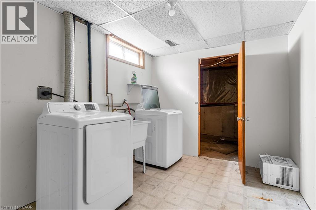 16 Crystal Court, Cambridge, Ontario  N1R 7T2 - Photo 23 - 40870296