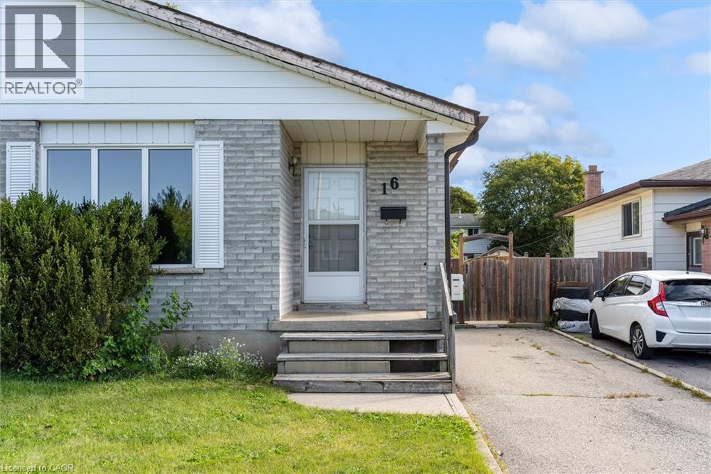 16 Crystal Court, Cambridge, Ontario  N1R 7T2 - Photo 2 - 40870296