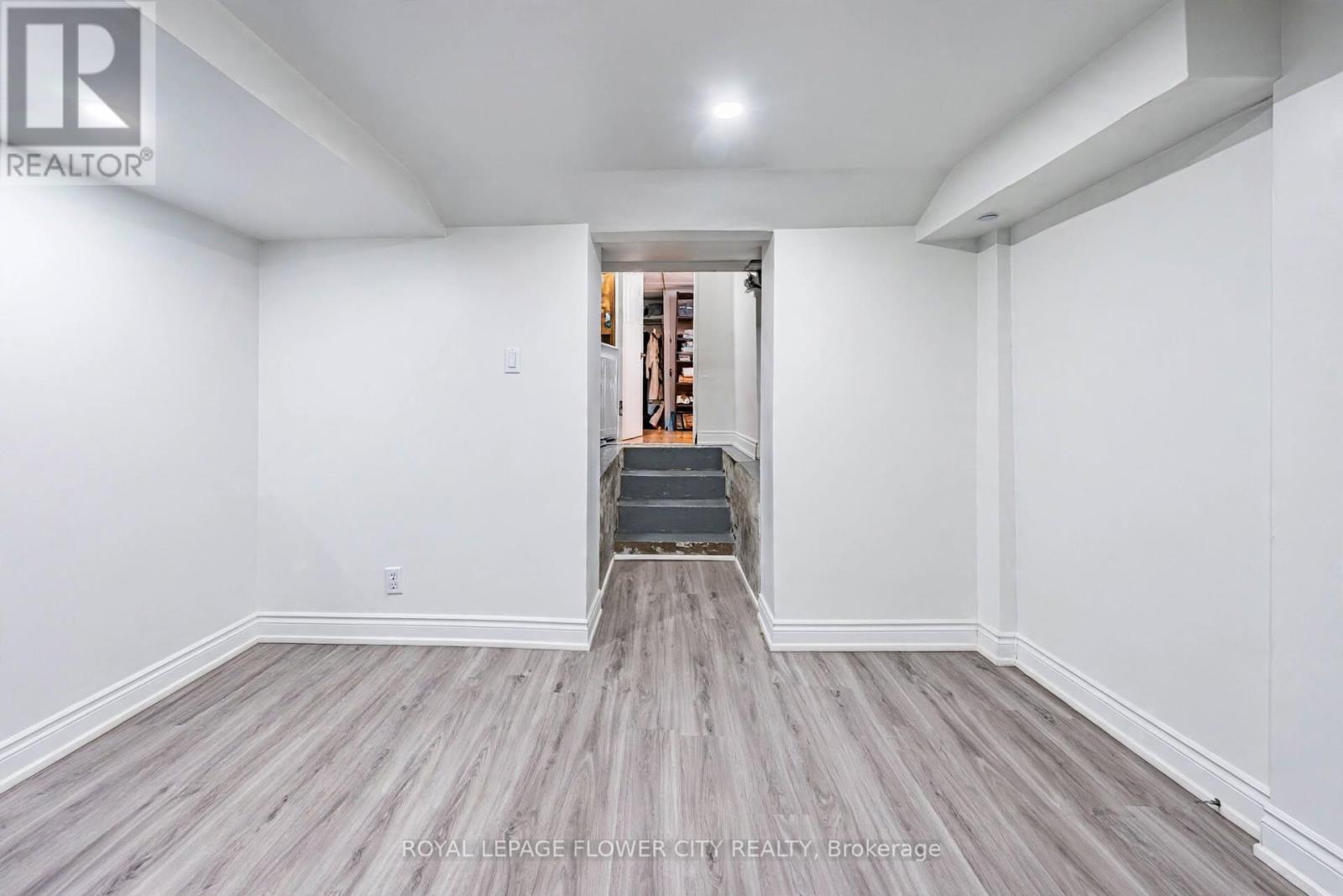 3 Clayhall Crescent, Toronto, Ontario  M3J 1W5 - Photo 40 - W14089474
