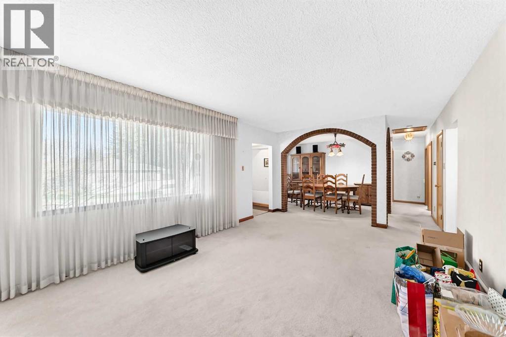 3 Croydon Road NW, Calgary, Alberta  t2k 1s4 - Photo 15 - A2345642