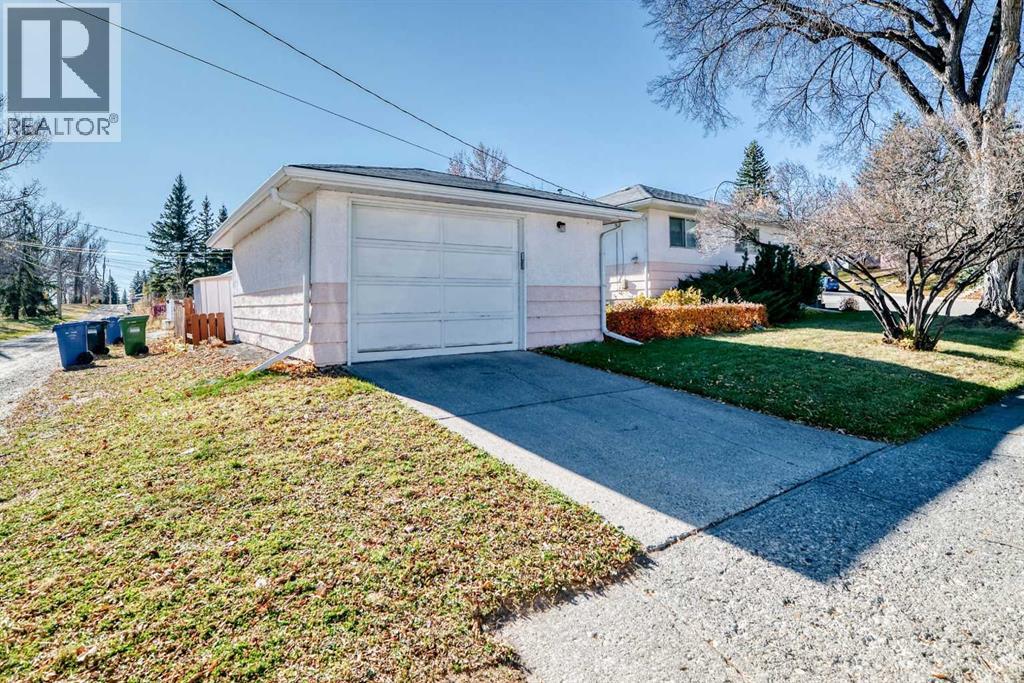 3 Croydon Road NW, Calgary, Alberta  t2k 1s4 - Photo 44 - A2345642