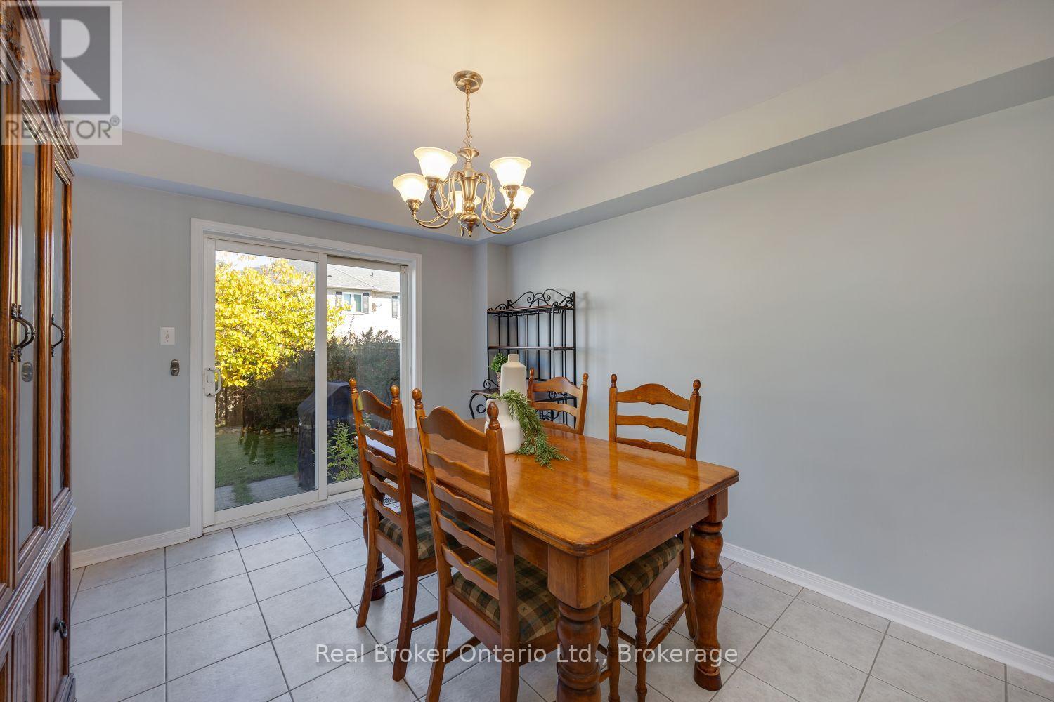 213 Hutton Place, Clarington, Ontario  L1C 5K1 - Photo 10 - E14106660