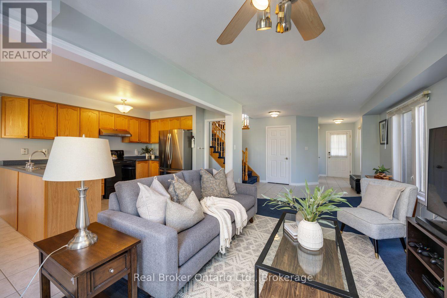 213 Hutton Place, Clarington, Ontario  L1C 5K1 - Photo 12 - E14106660