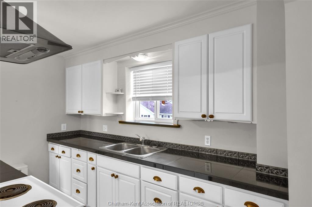 26 Kendall Street, Chatham, Ontario  N7M 2X5 - Photo 32 - 26025854