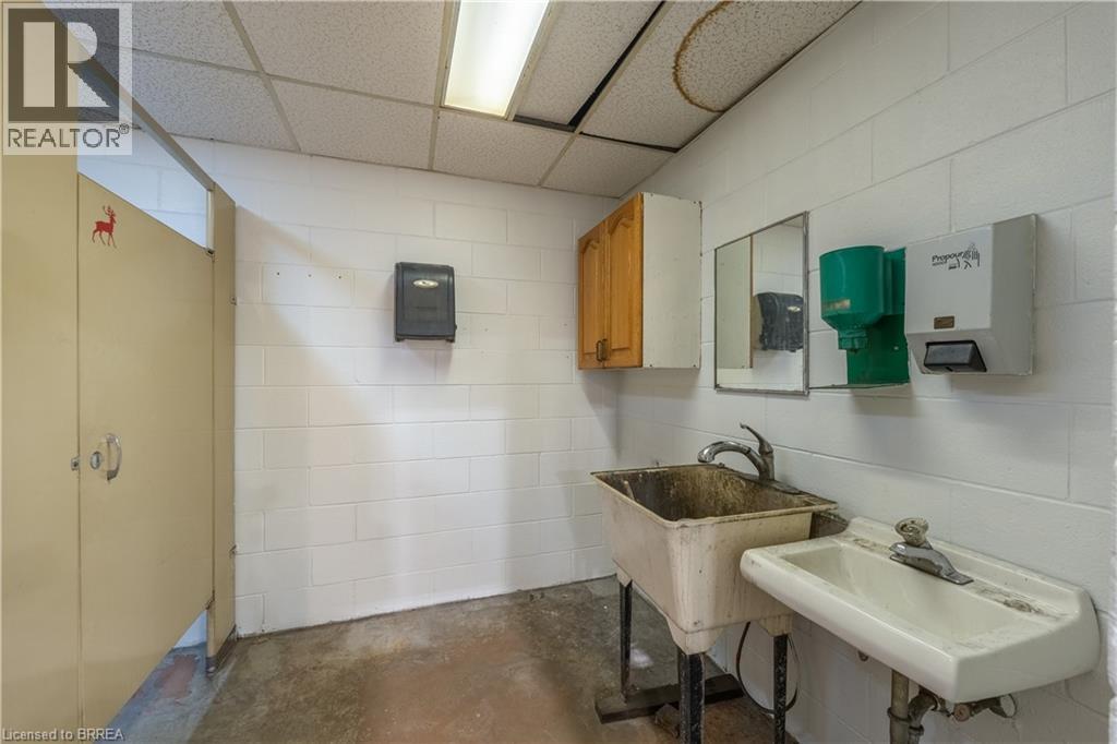 10 Plant Farm Boulevard Unit# 4, Brantford, Ontario N3S 7W3 - Photo 25 - 40868302