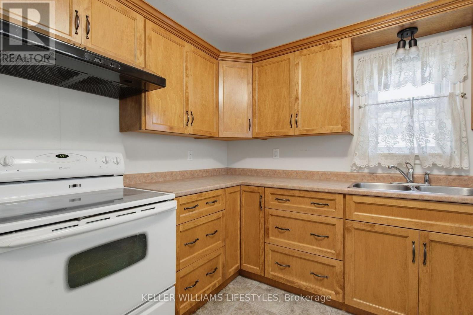 96 Dakin Street, London East, Ontario  N5Z 1A3 - Photo 15 - X14106784