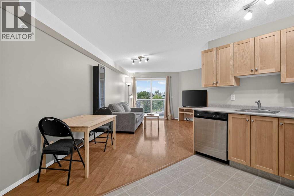 2307, 2518 Fish Creek Boulevard SW, Calgary, Alberta  T2Y 4T6 - Photo 3 - A2342555