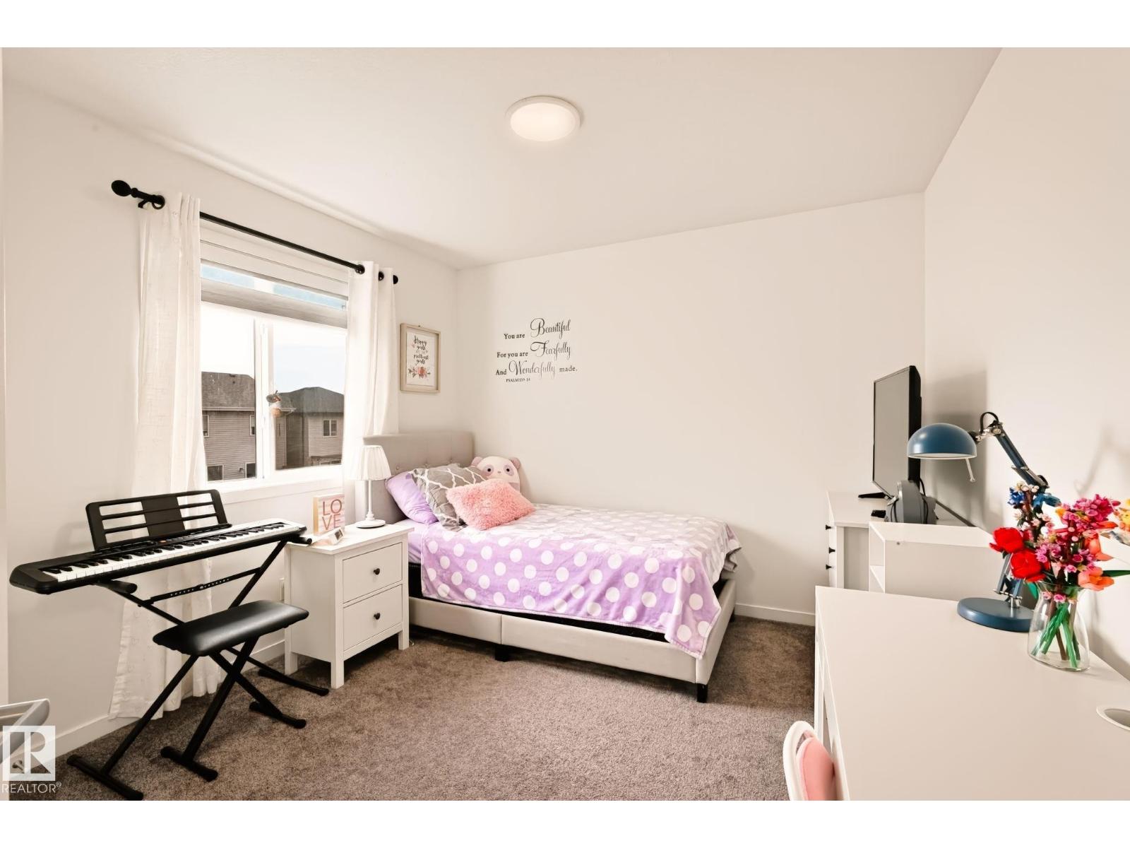 9507 228 ST NW