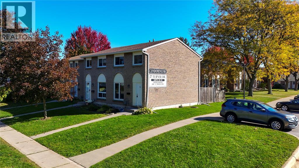 27 Turner Drive Unit# 25, Sarnia, Ontario  N7S 4R9 - Photo 3 - 26026000