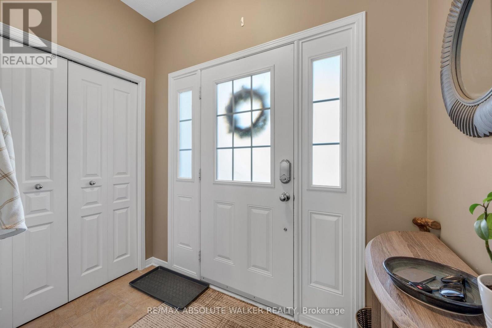 518 Fordell Avenue, Ottawa, Ontario  K2W 0B4 - Photo 2 - X14106714