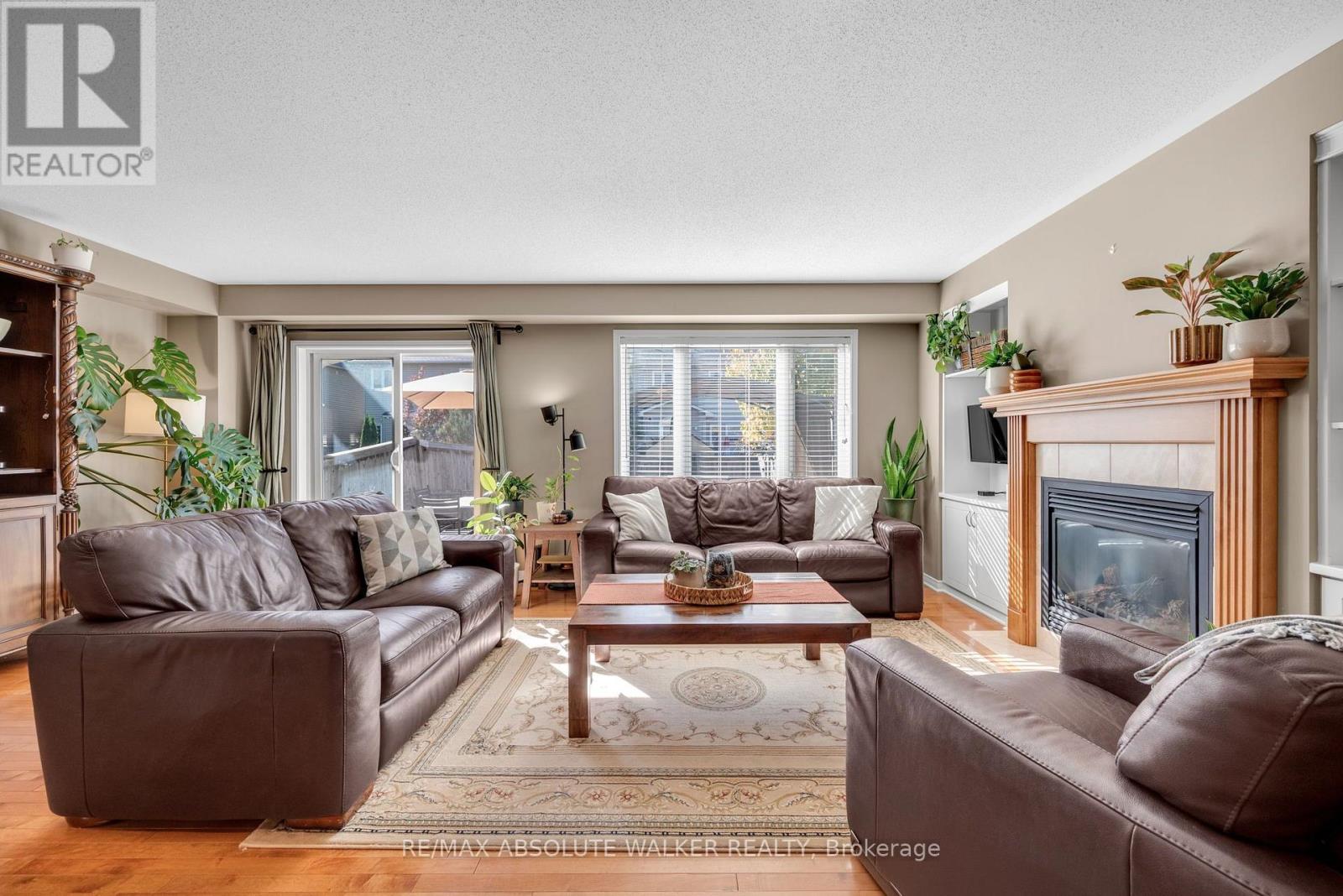 518 Fordell Avenue, Ottawa, Ontario  K2W 0B4 - Photo 6 - X14106714