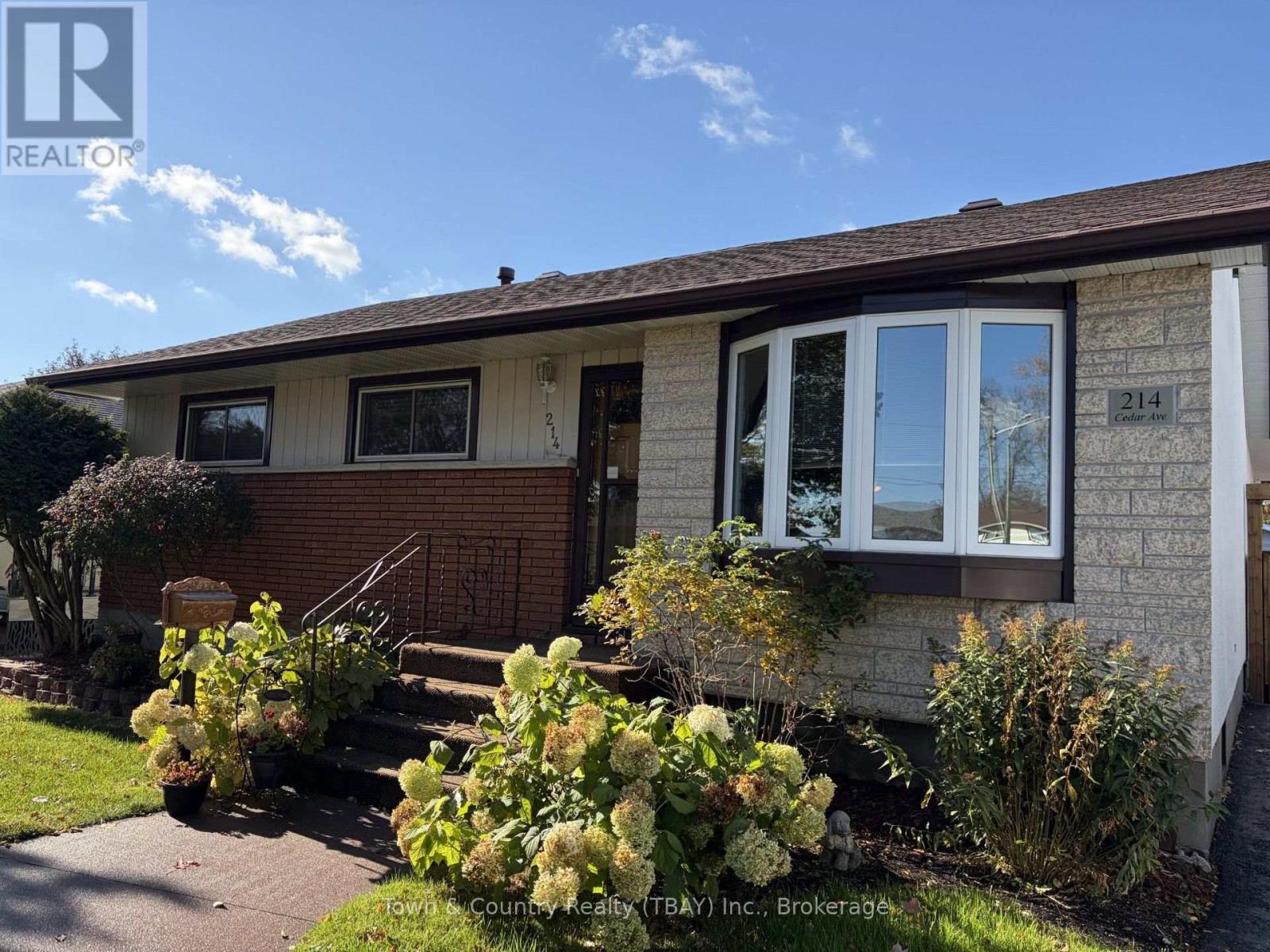 214 Cedar Avenue, Thunder Bay, Ontario  P7B 4V3 - Photo 21 - X14106688