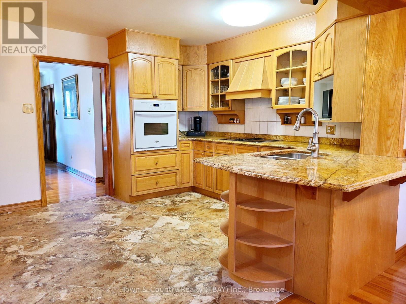 214 Cedar Avenue, Thunder Bay, Ontario  P7B 4V3 - Photo 9 - X14106688