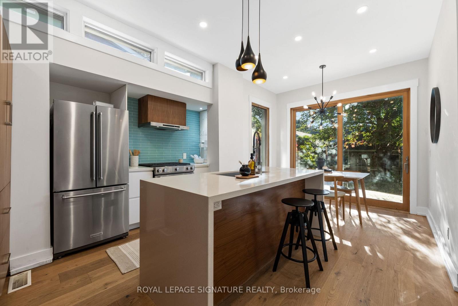 540 Crawford Street, Toronto (Palmerston-Little Italy), Ontario  M6G 3J8 - Photo 11 - C14106800