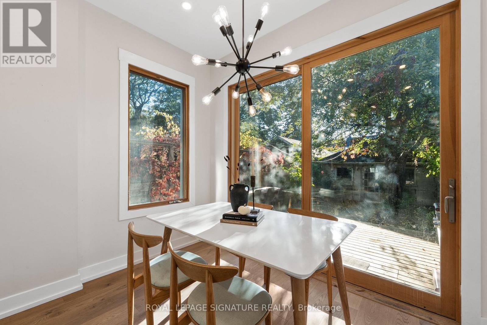 540 Crawford Street, Toronto (Palmerston-Little Italy), Ontario  M6G 3J8 - Photo 16 - C14106800