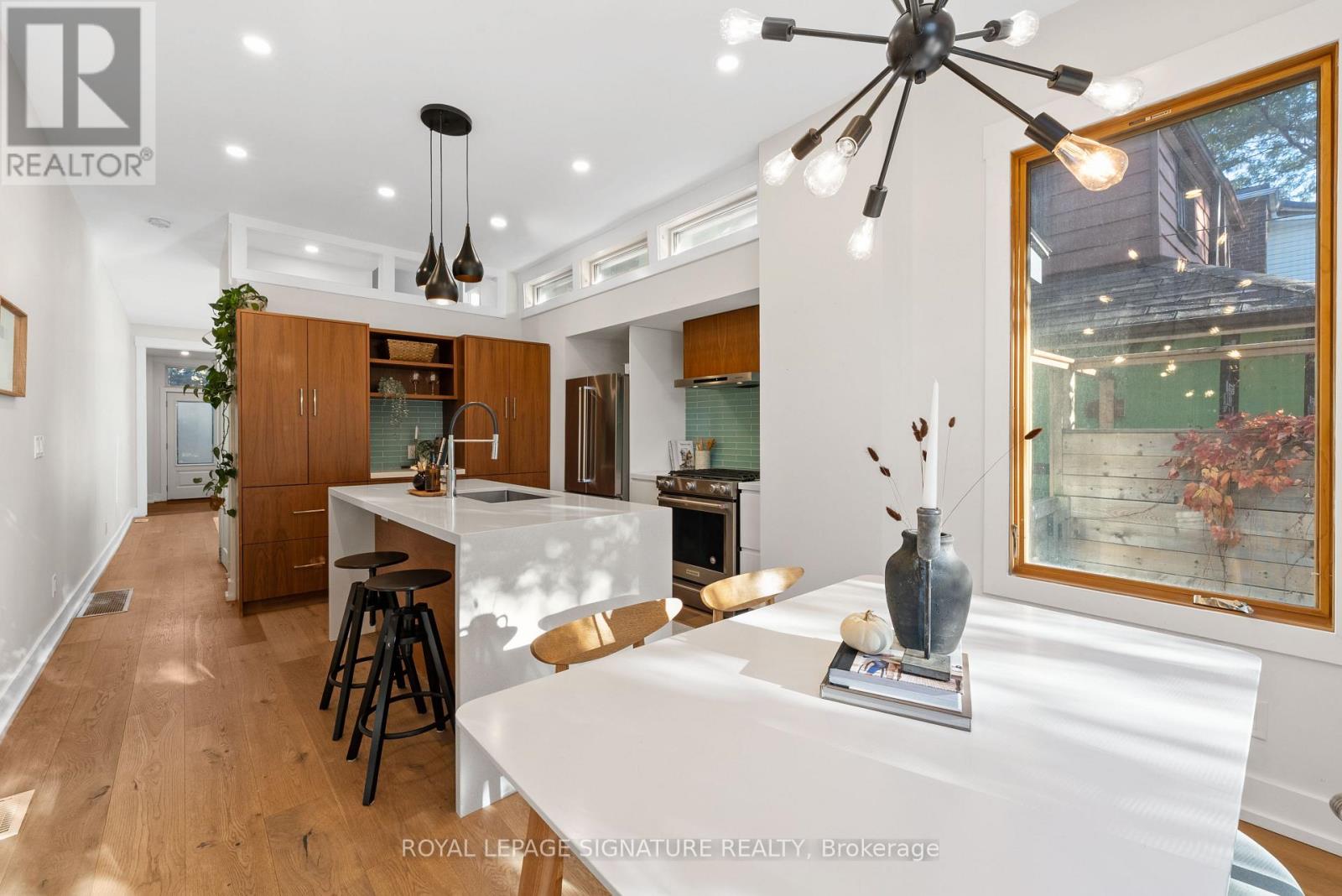 540 Crawford Street, Toronto (Palmerston-Little Italy), Ontario  M6G 3J8 - Photo 18 - C14106800