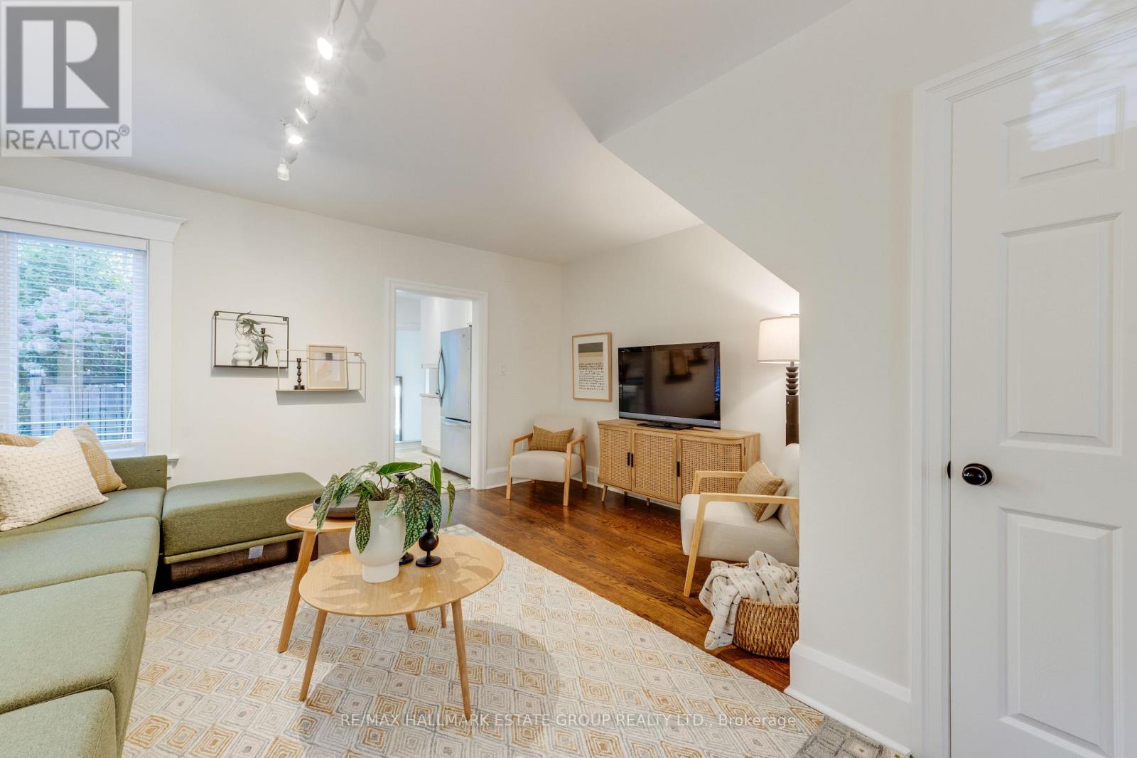 105 Lee Avenue, Toronto, Ontario  M4E 2P2 - Photo 31 - E14106796